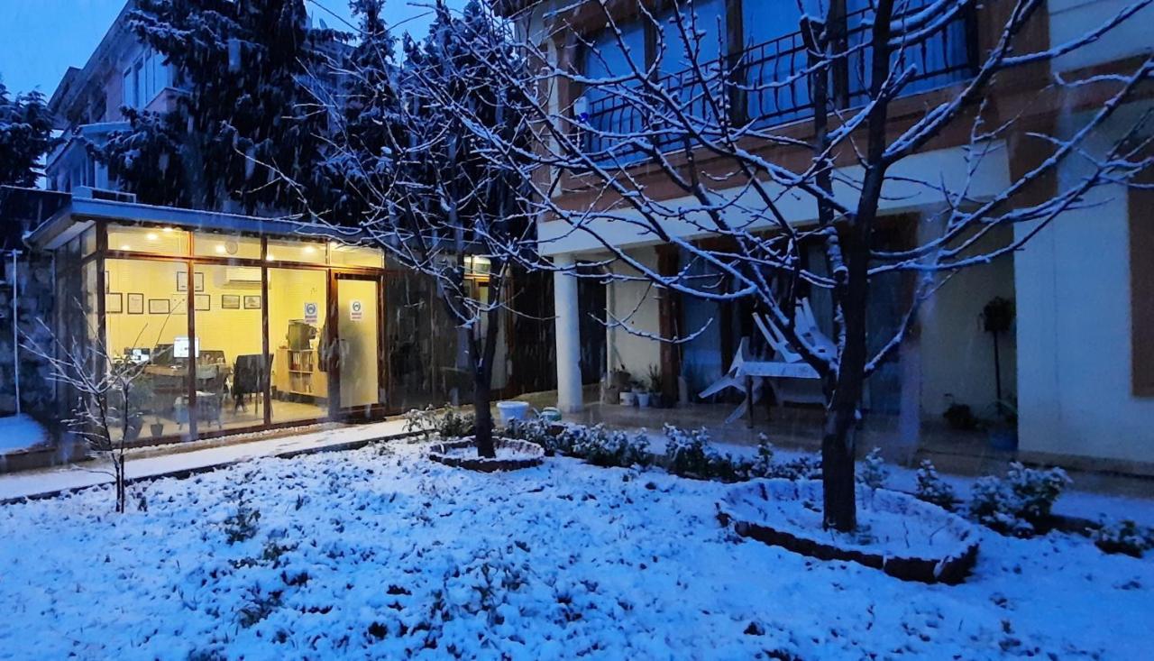 Doga Villa Guest House บูยูกเชกเมเช ภายนอก รูปภาพ